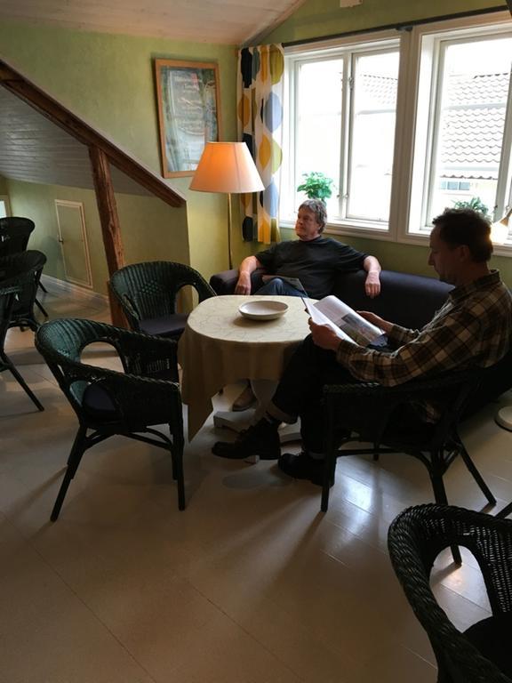 Grebbestads Vandrarhem Buitenkant foto