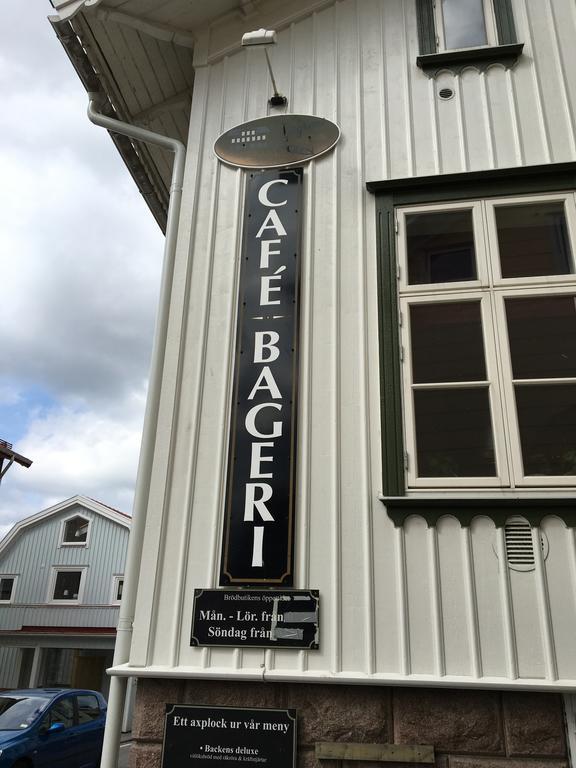 Grebbestads Vandrarhem Buitenkant foto